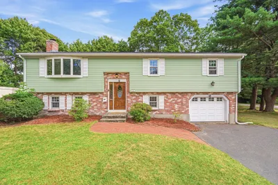 25 Oak Ridge Way 1