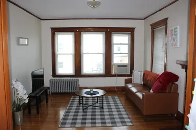 63 Pinckney St #3