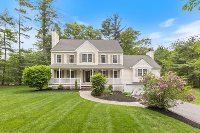 32 W Shore Rd 1