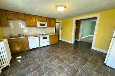16 Cross St #1