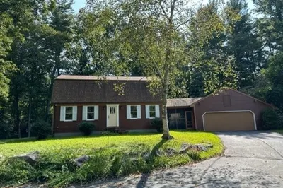 494 Lindsey Street 1