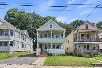 38-40 Grove St 1