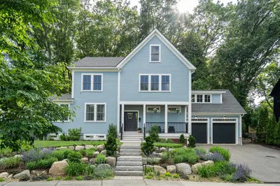 137 Withington Rd 1