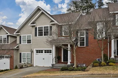 900 Lynnfield Street #6 1