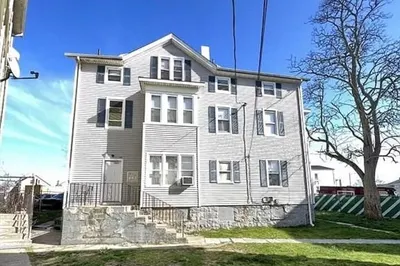 64 Rocliffe St 1