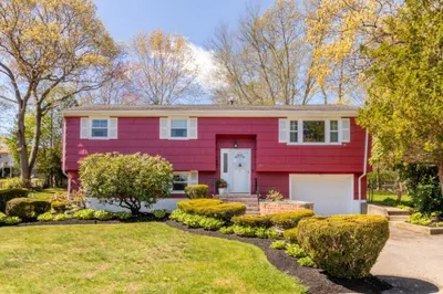 89 Fernandez Cir