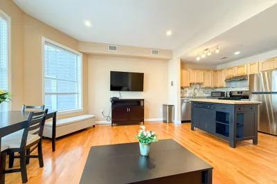180 Summer St #203 1