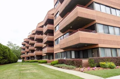 1 Carey Cir #212 1