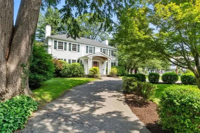 61 Hundreds Rd #61 1