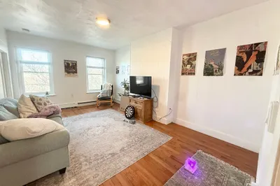 40 Hammond St #3