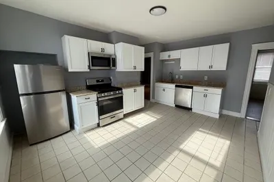 143 Pilgrim Ave #3