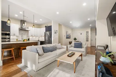 509 E 2nd #4