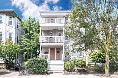 30 School St #3