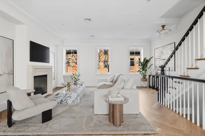 18 Milford St #2