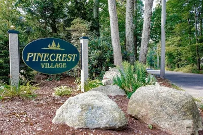 4 Pinecrest Vlg #4