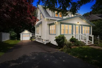 101 Bay State Road