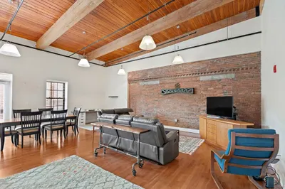4 Powder Mill Sq #107 1