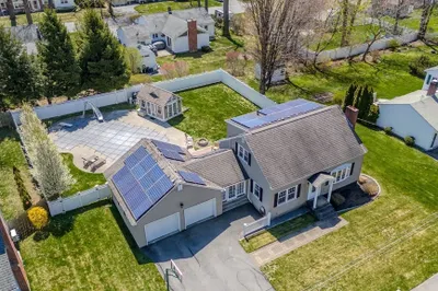 58 Lourdes Dr 1