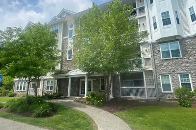 23 Augustus Ct #4002 1