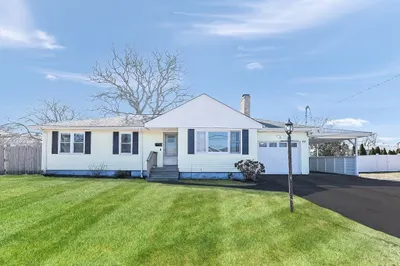 77 Robert Gray Avenue 1