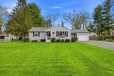 74 Shannon Ln