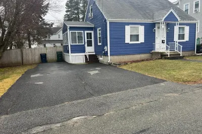 42 Arnold St