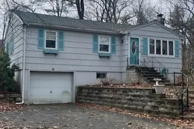15 High St