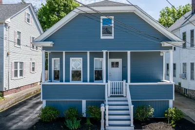 366 Bedford St 1