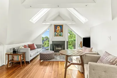 7-9 Leamington Rd #4