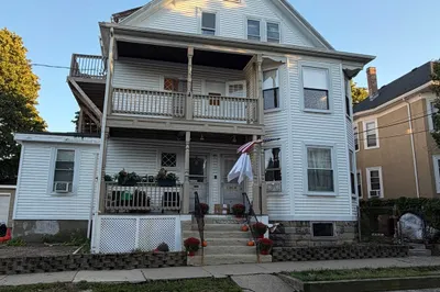 50 Leach St #2 1