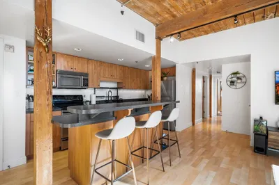 147 Centre St #509