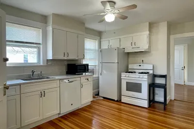 93 Town Hill St #2