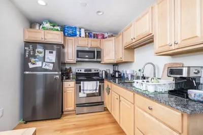 73 River St #4C
