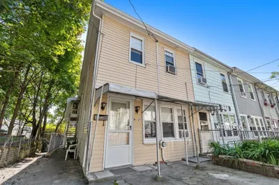 41 Berkeley St 1