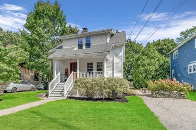 19 Byron Avenue 1