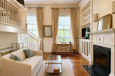 105 Beacon St #4 1