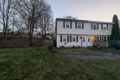 25 Bentley Cir #25 1