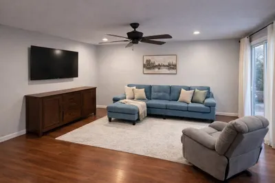 645 Robbins Ave #52 1