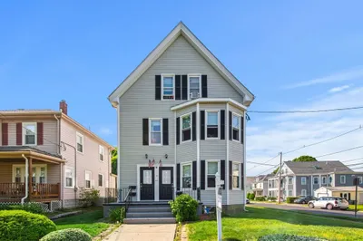 15 Perkins St