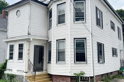 17-19 Dexter St 1
