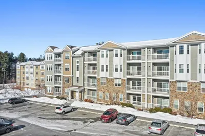 1 Francis Dr #201 1