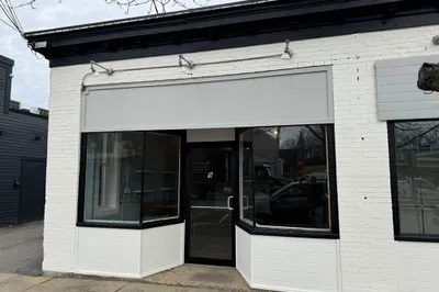 1 W Main St #4 1