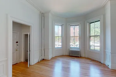 92 Marlborough St #2