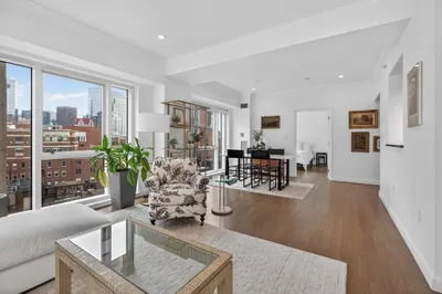 1 Nassau St #1001