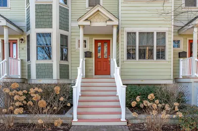 18 Weston Avenue #2