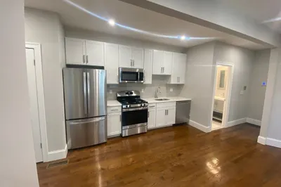 21 Mt Vernon St #1