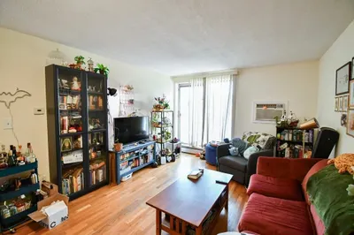 140 Kenrick St #37