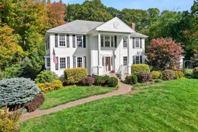 24 Crossbow Ln 1