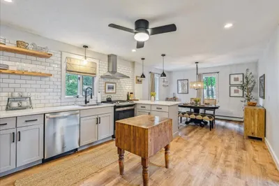 35 Maple St