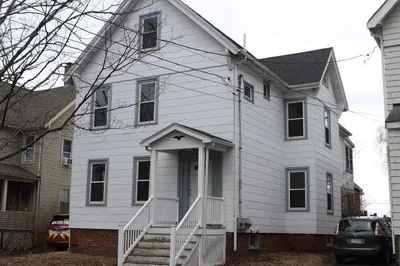 194 Adams St